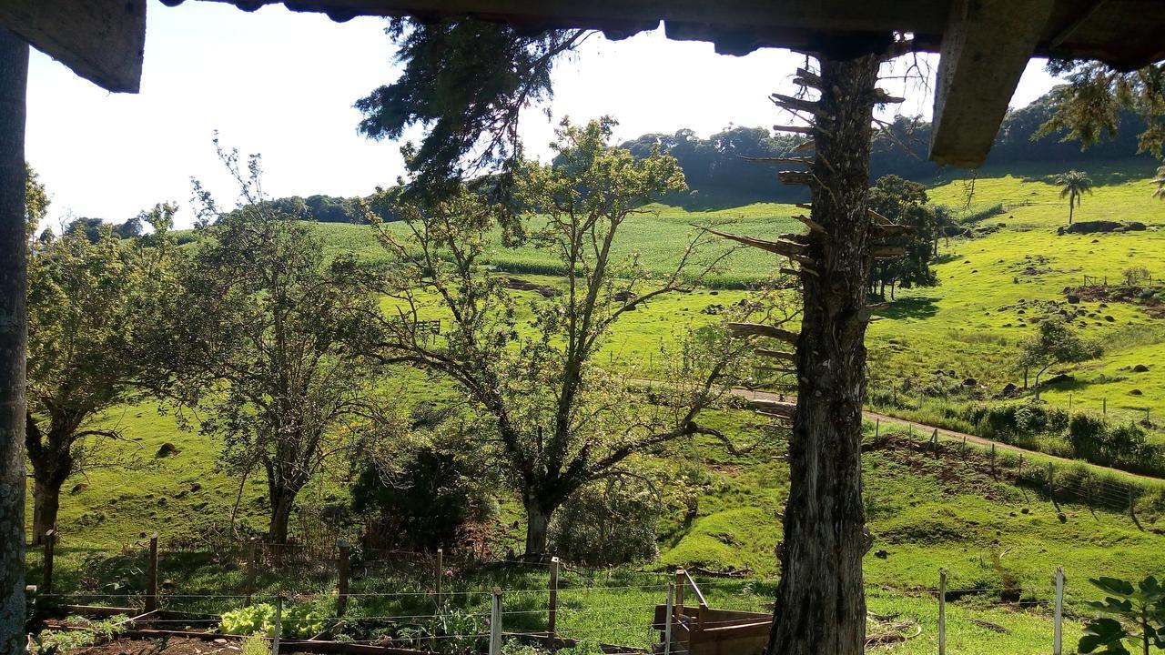 Sitio Kanisfluh * Treze Tilias